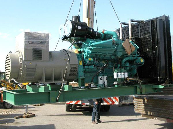 钟山冬季柴油发电机启动前，如何检查燃油标号是否适配？